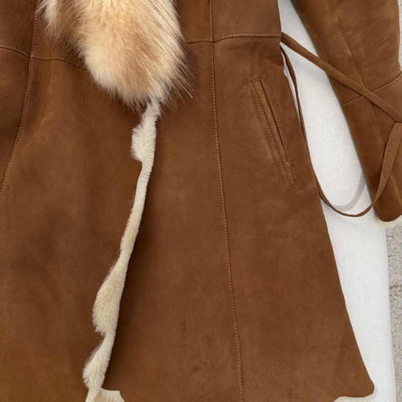 Vintage shearling coat with genuine Fox fur collar - Picture 16 of 16